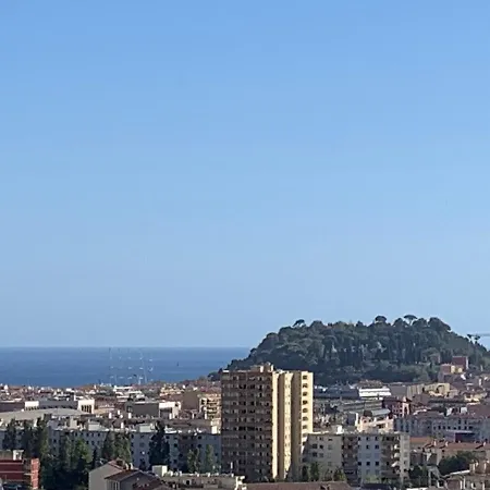 02 Vue Panoramique -wifi- Parking Prive -climatisation نيس